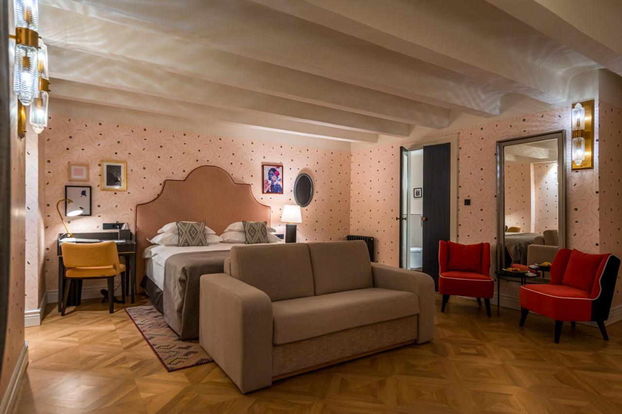Capital Szálloda 4*
